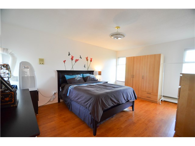 6335 Berwick Ct, Burnaby South 9