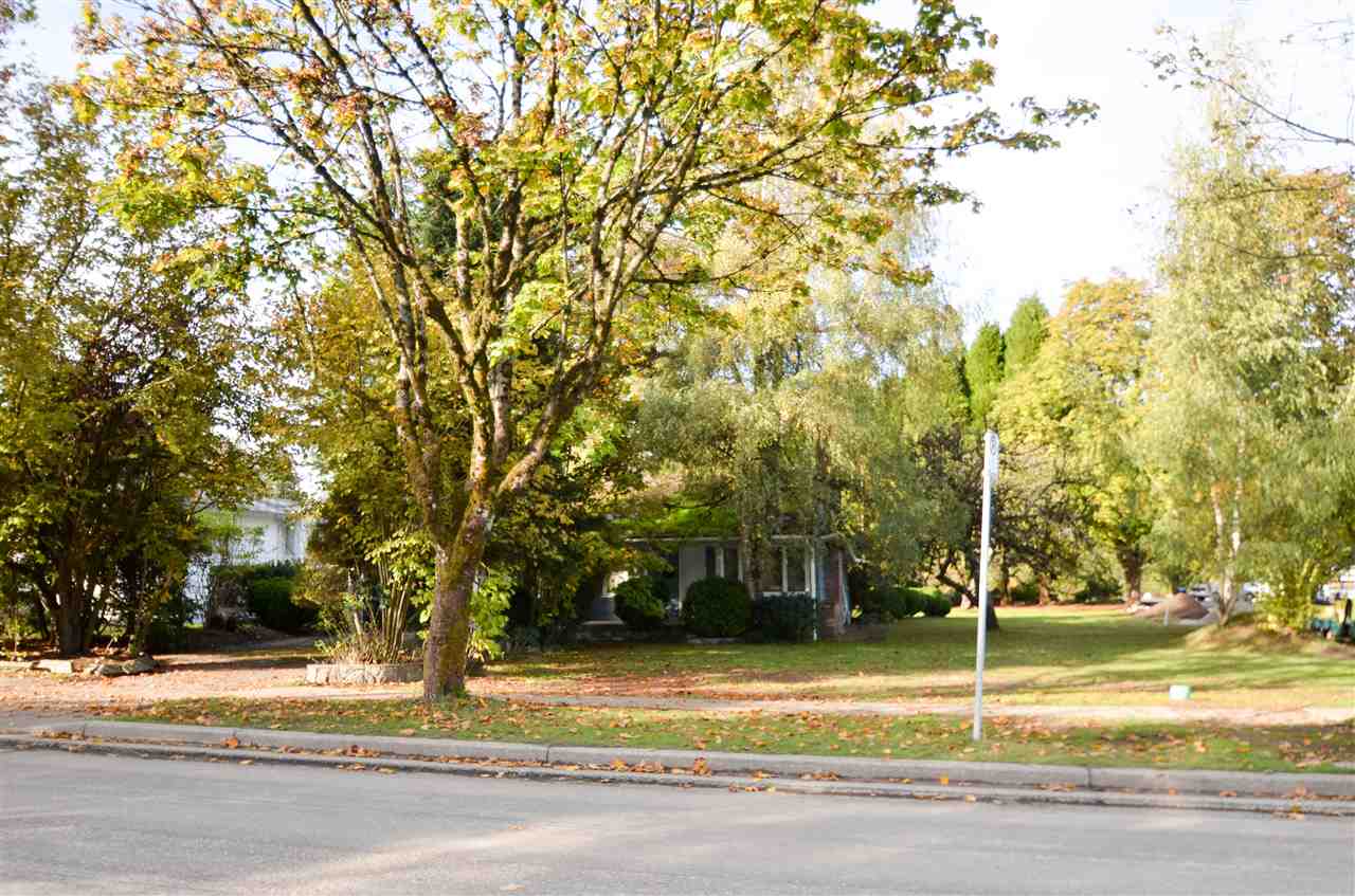 7591 Government Road, Burnaby North 7