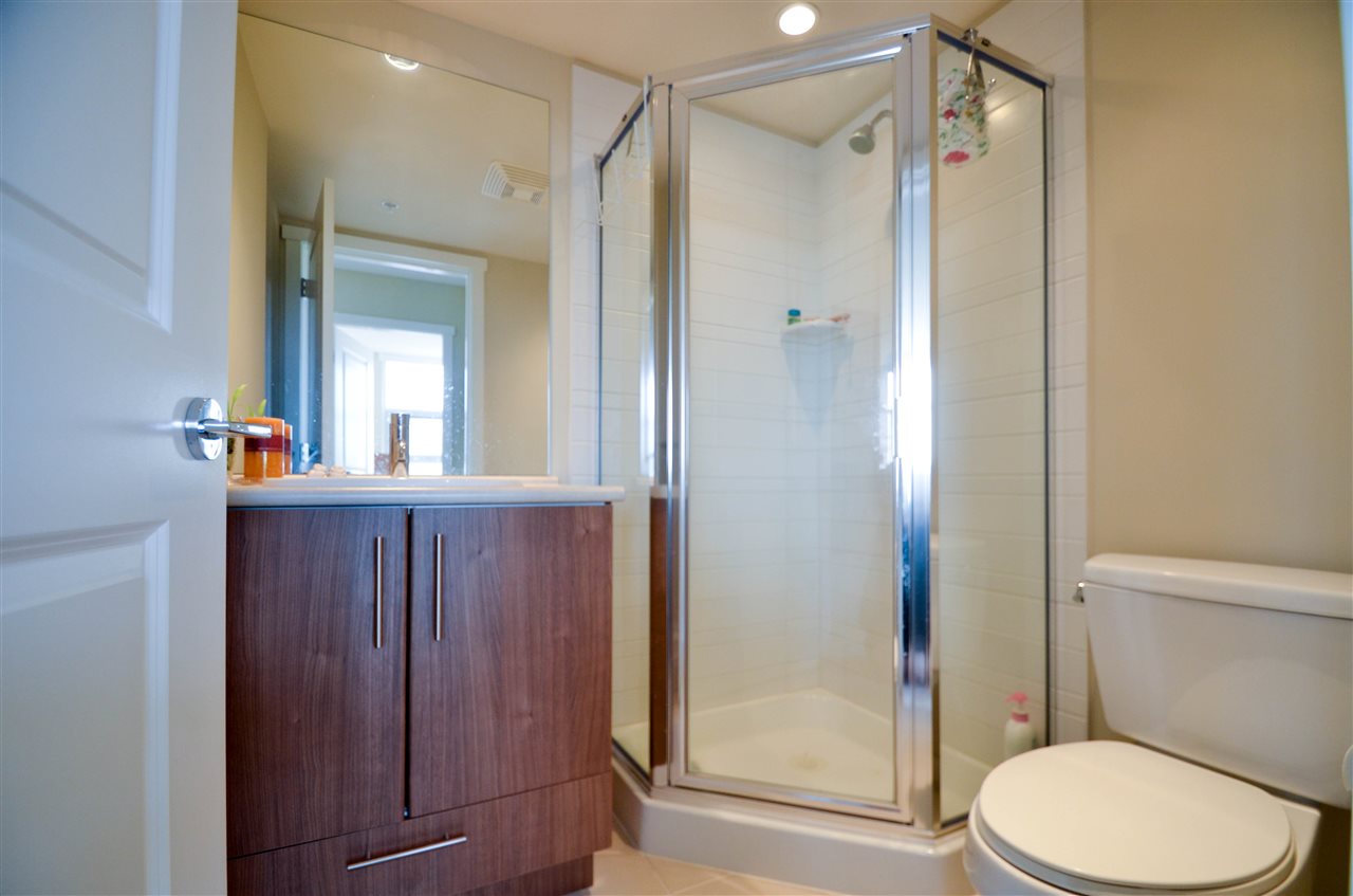 1703 2289 Yukon Crescent, Burnaby North 8