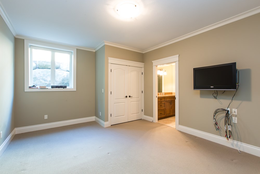 3138 Roycroft Court, Burnaby North 17