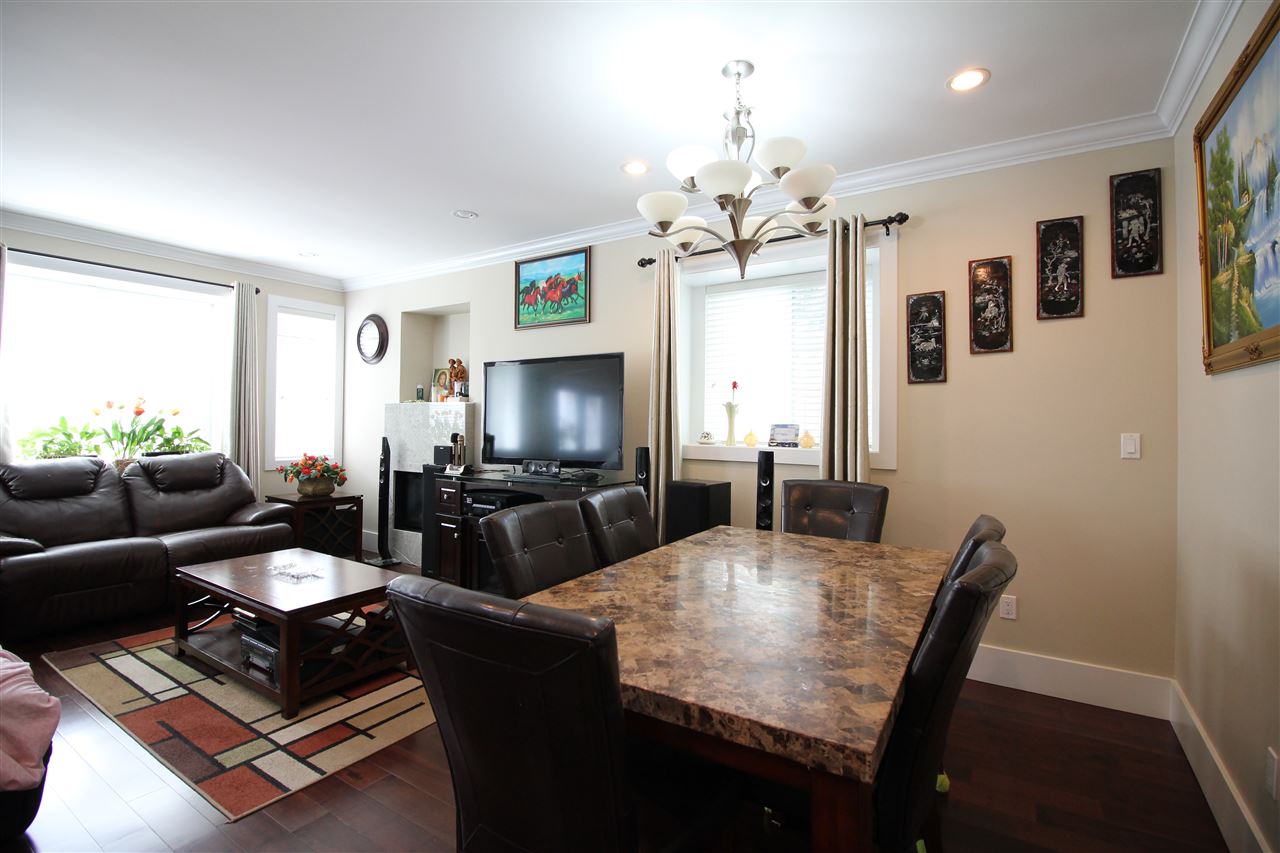 5286 Canada Way, Burnaby South 2