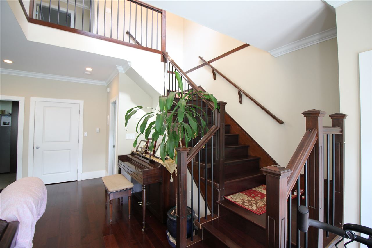 5286 Canada Way, Burnaby South 8