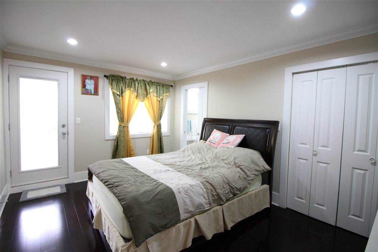 5286 Canada Way, Burnaby South 9