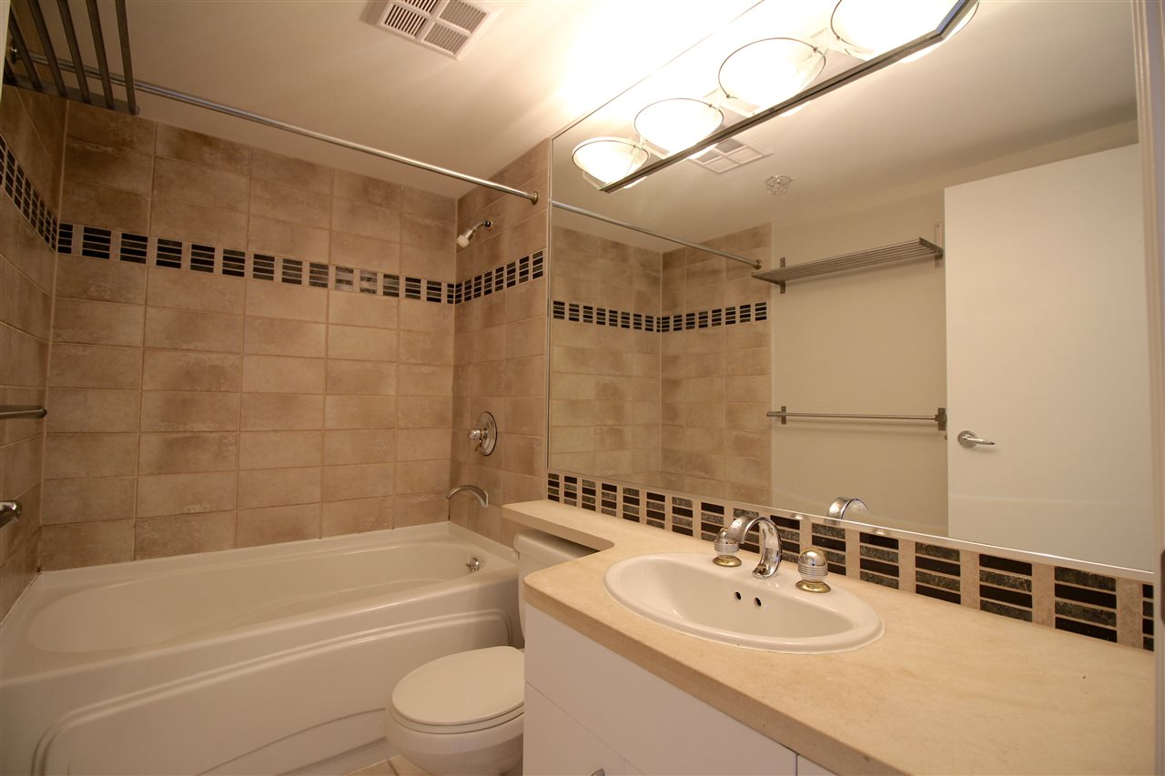 1801 198 Aquarius Mews, Vancouver West 12