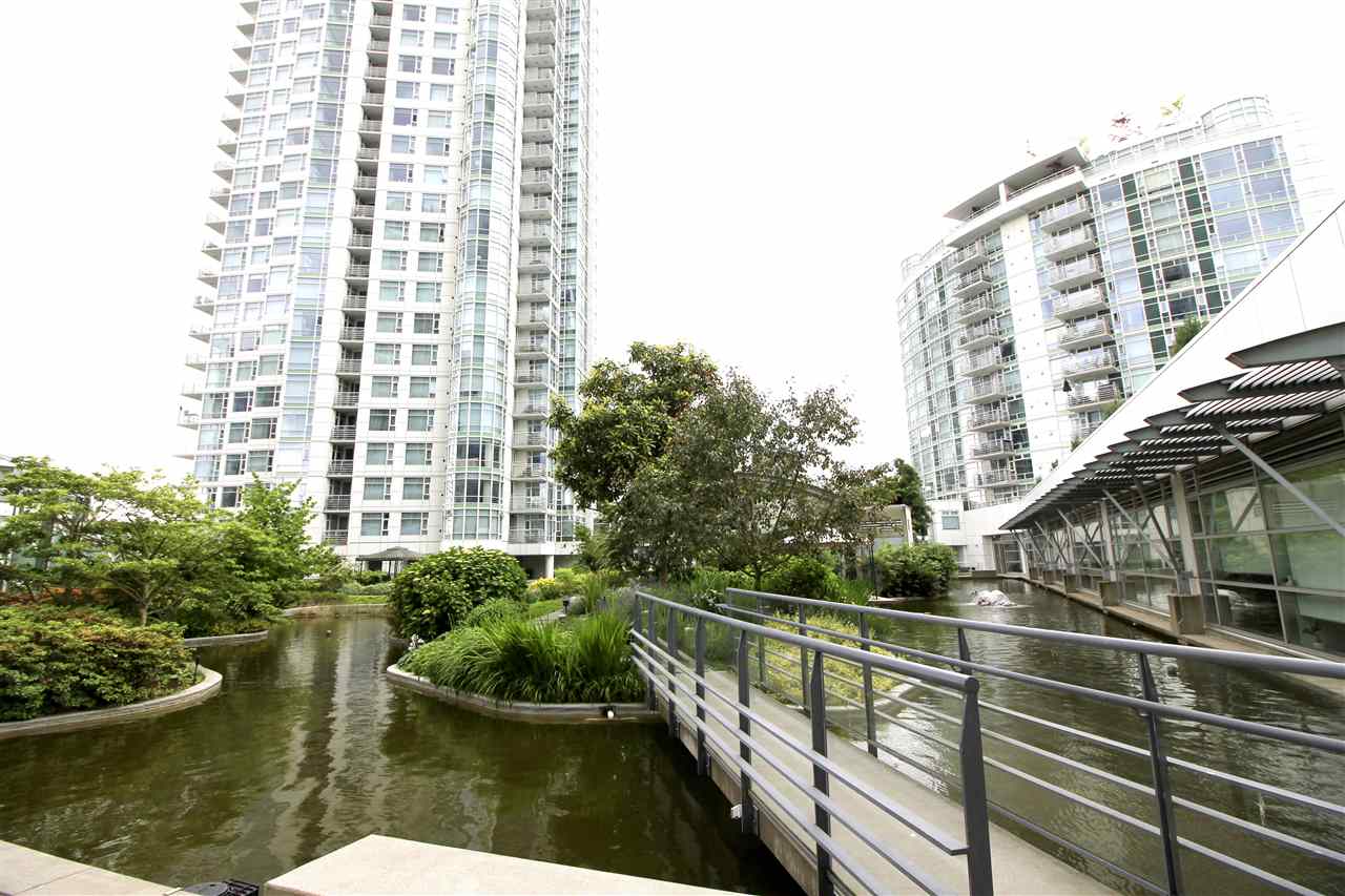 1801 198 Aquarius Mews, Vancouver West 18