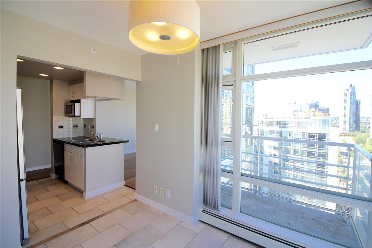 1801 198 Aquarius Mews, Vancouver West 8