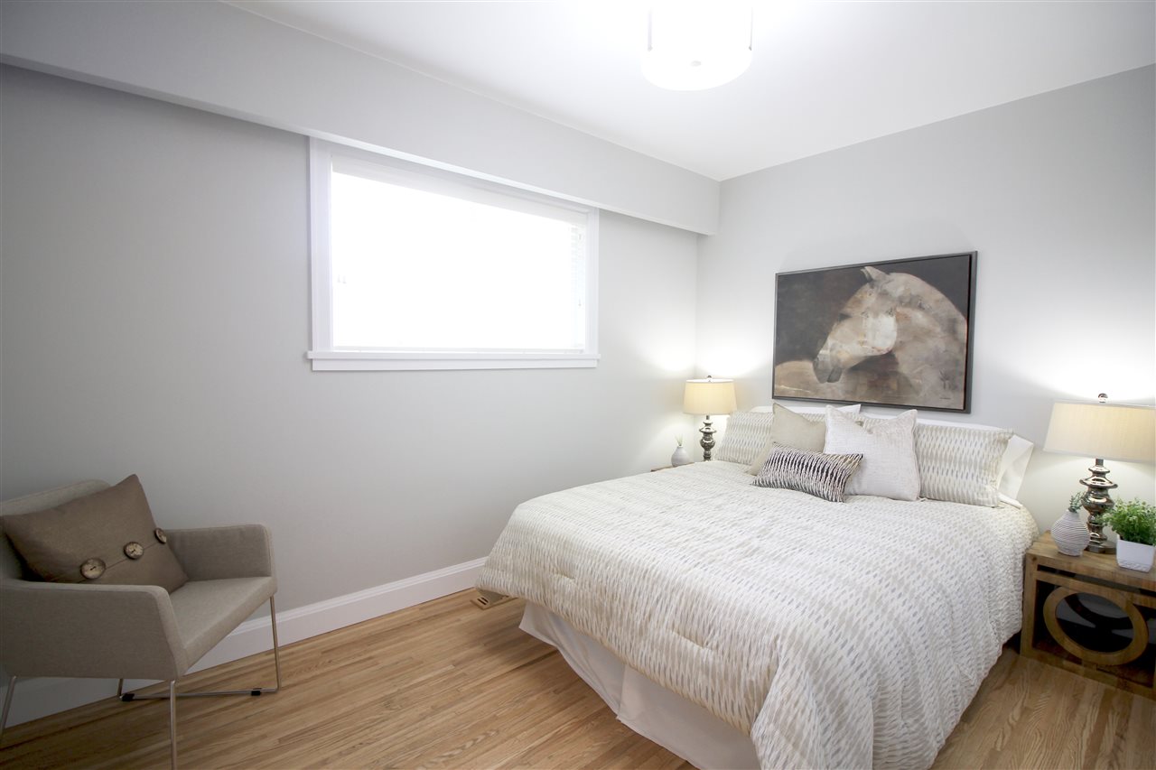 5920 Broadway, Burnaby North 9
