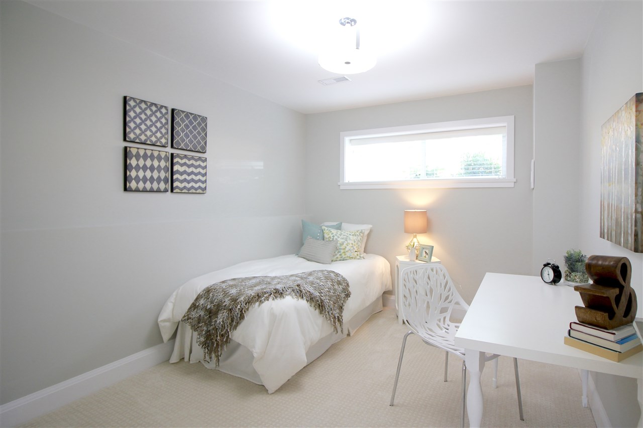 5920 Broadway, Burnaby North 16