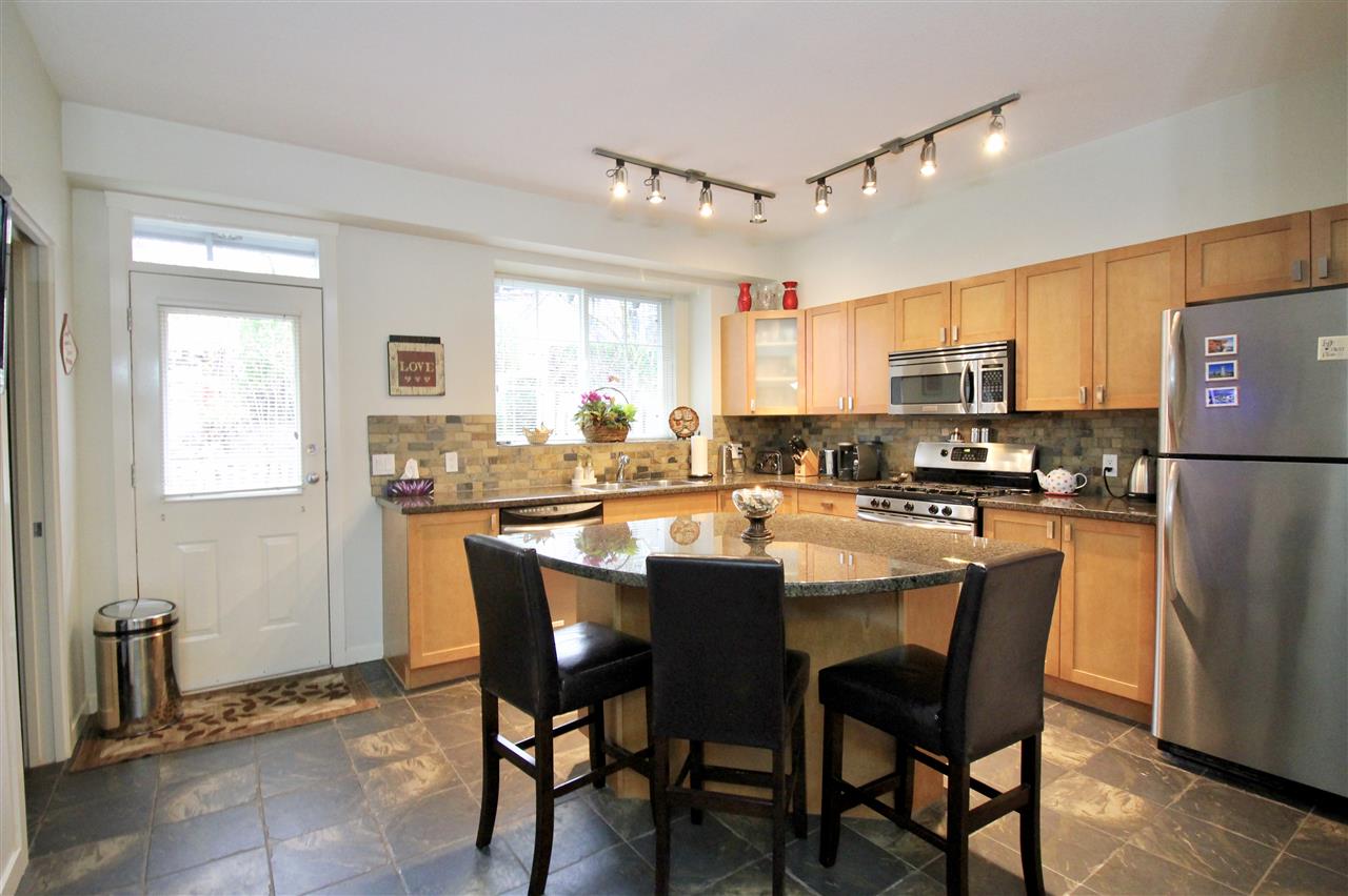 22 2200 Panorama Drive, Port Moody 5
