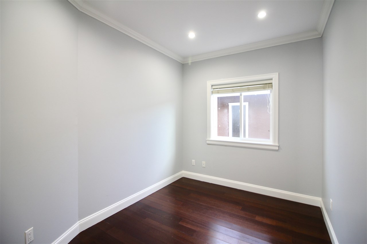 2816 E 4th Avenue, Vancouver 10