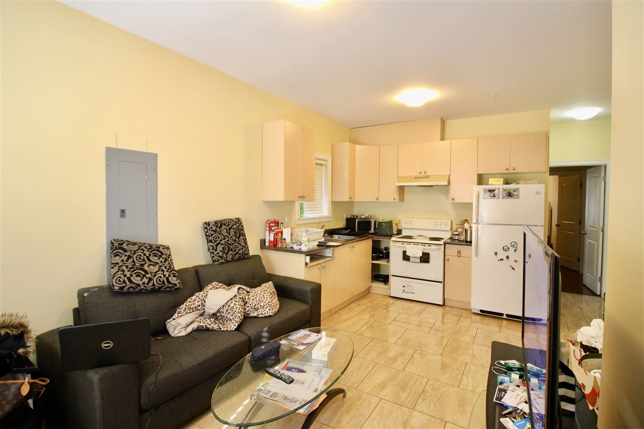 2816 E 4th Avenue, Vancouver 13