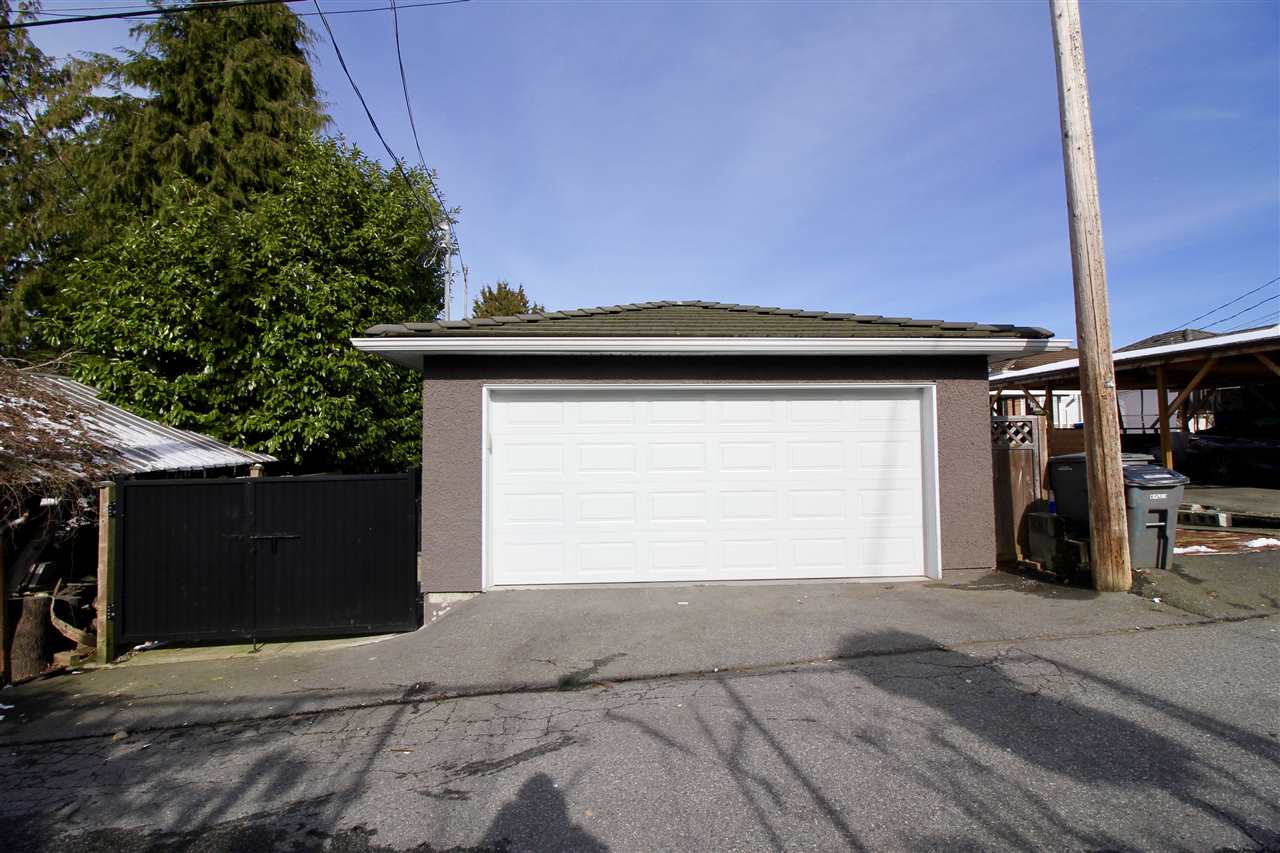 2816 E 4th Avenue, Vancouver 19
