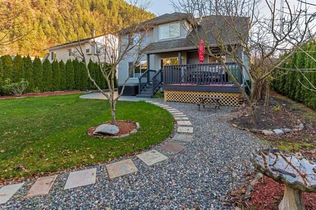 523 Cottonwood Avenue, Harrison Hot Springs 18