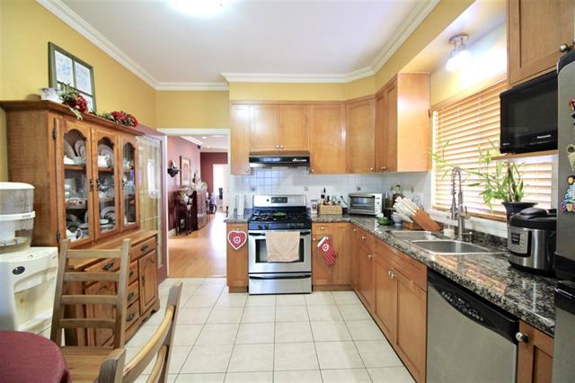 4230 Boundary Rd, Burnaby 6