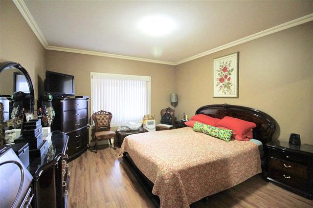 4230 Boundary Rd, Burnaby 8