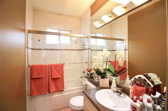4230 Boundary Rd, Burnaby 9