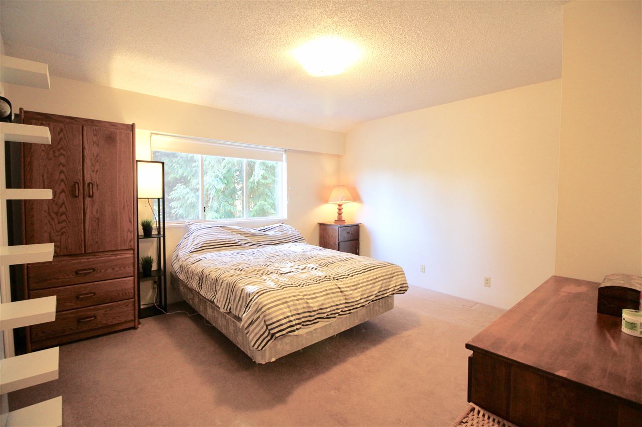 1667 Scarborough Crescent, Port Coquitlam 10