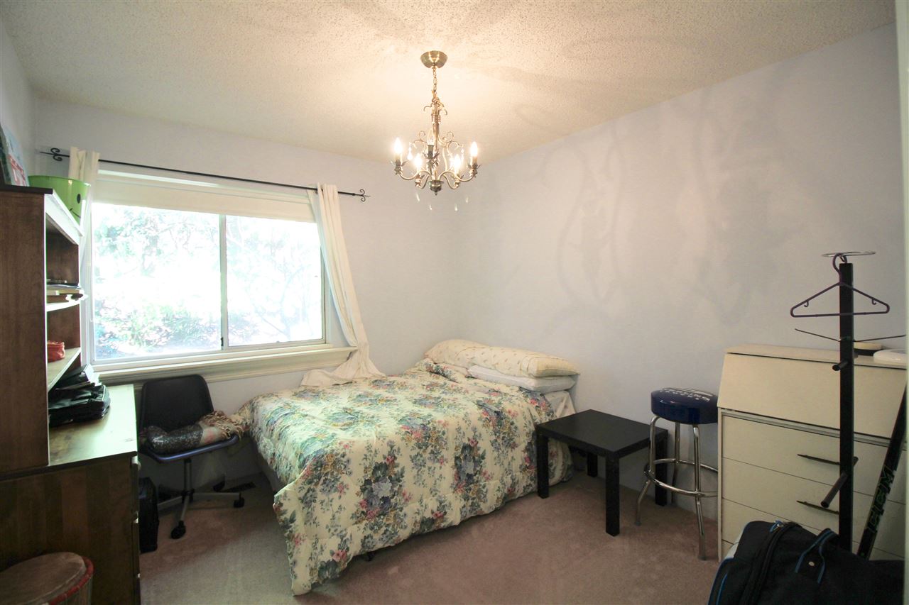 1667 Scarborough Crescent, Port Coquitlam 11