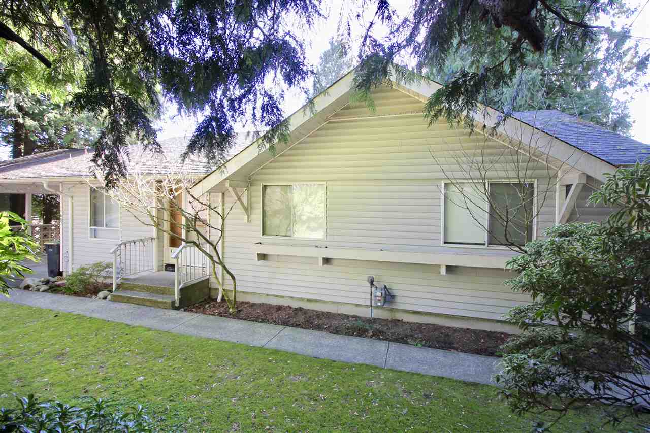 1667 Scarborough Crescent, Port Coquitlam 2