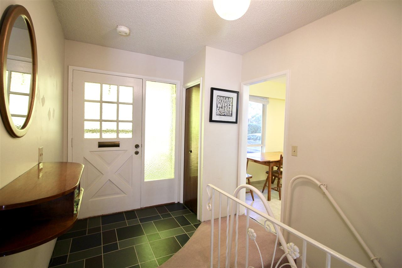 1667 Scarborough Crescent, Port Coquitlam 3