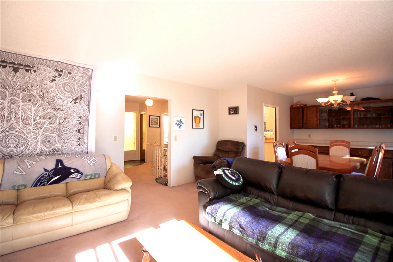 1667 Scarborough Crescent, Port Coquitlam 6
