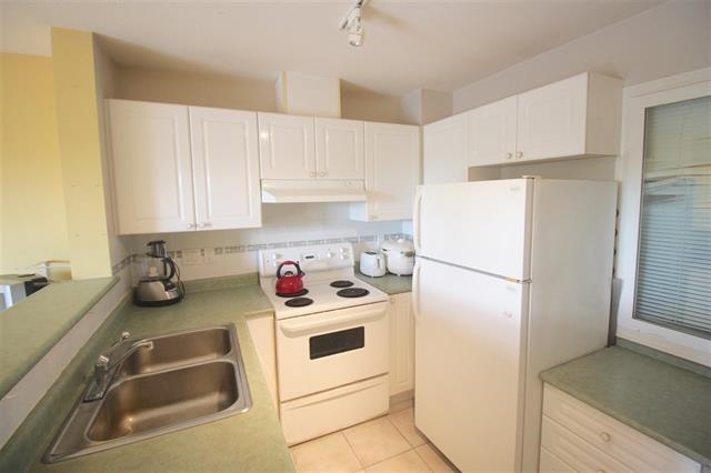 PH12 868 Kingsway Street, Vancouver 2
