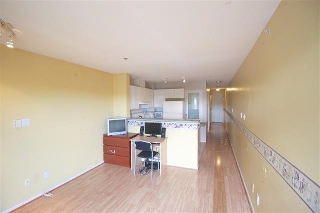 PH12 868 Kingsway Street, Vancouver 3