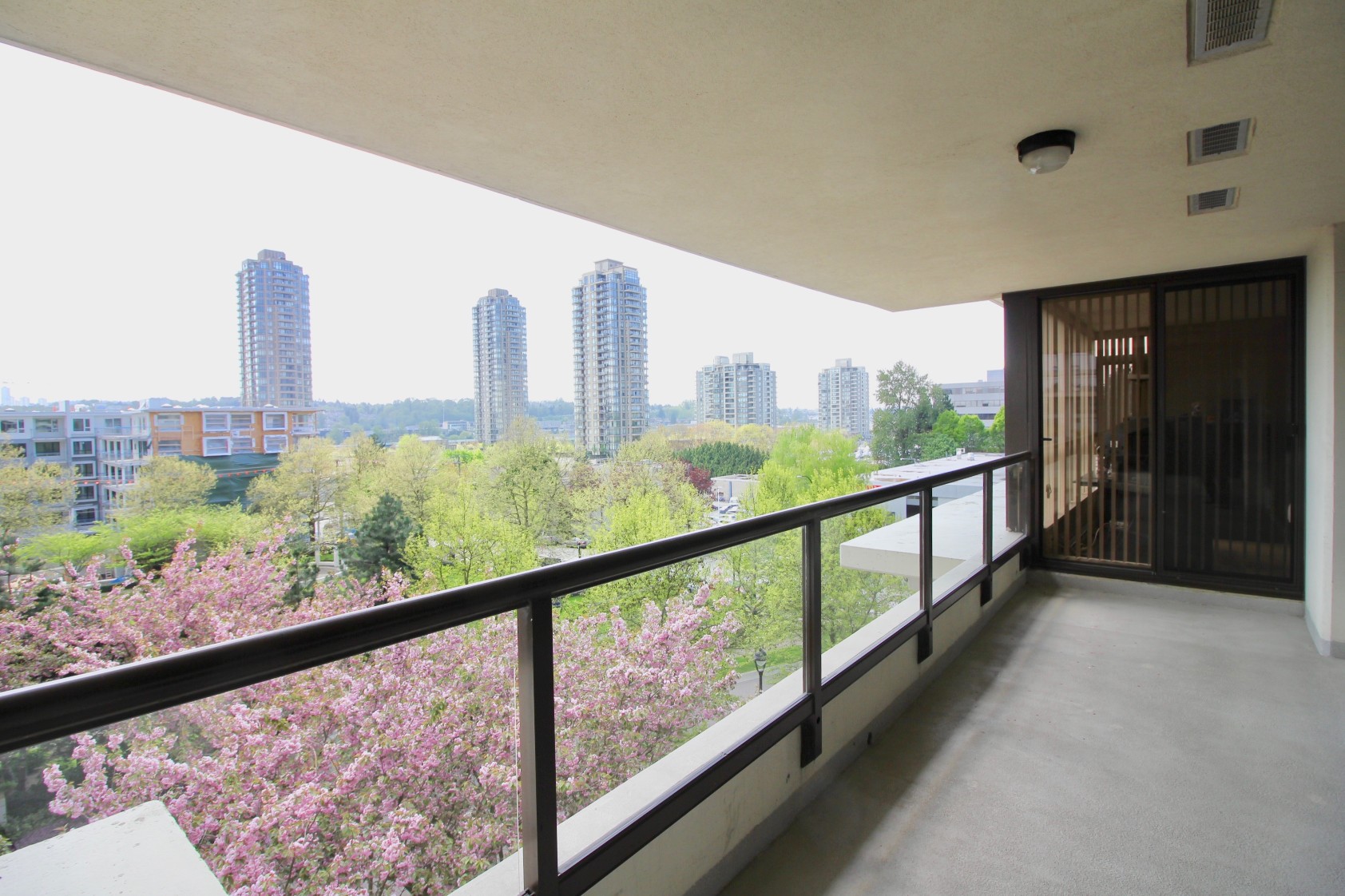 502 2088 Madison Avenue, Burnaby 10