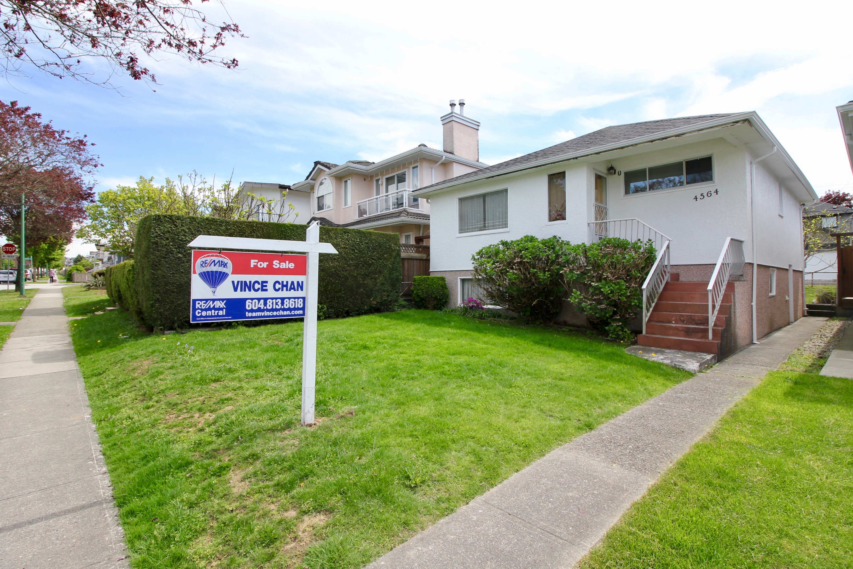 4564 Pender Street, Burnaby