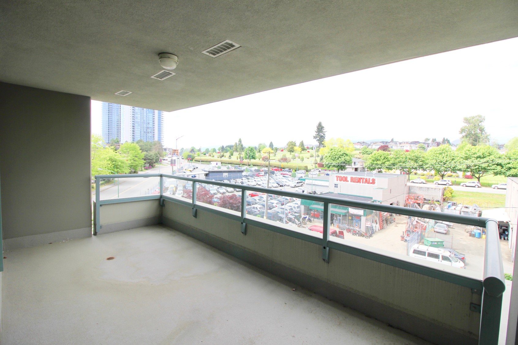 402 4388 Buchanan Street, Burnaby 13