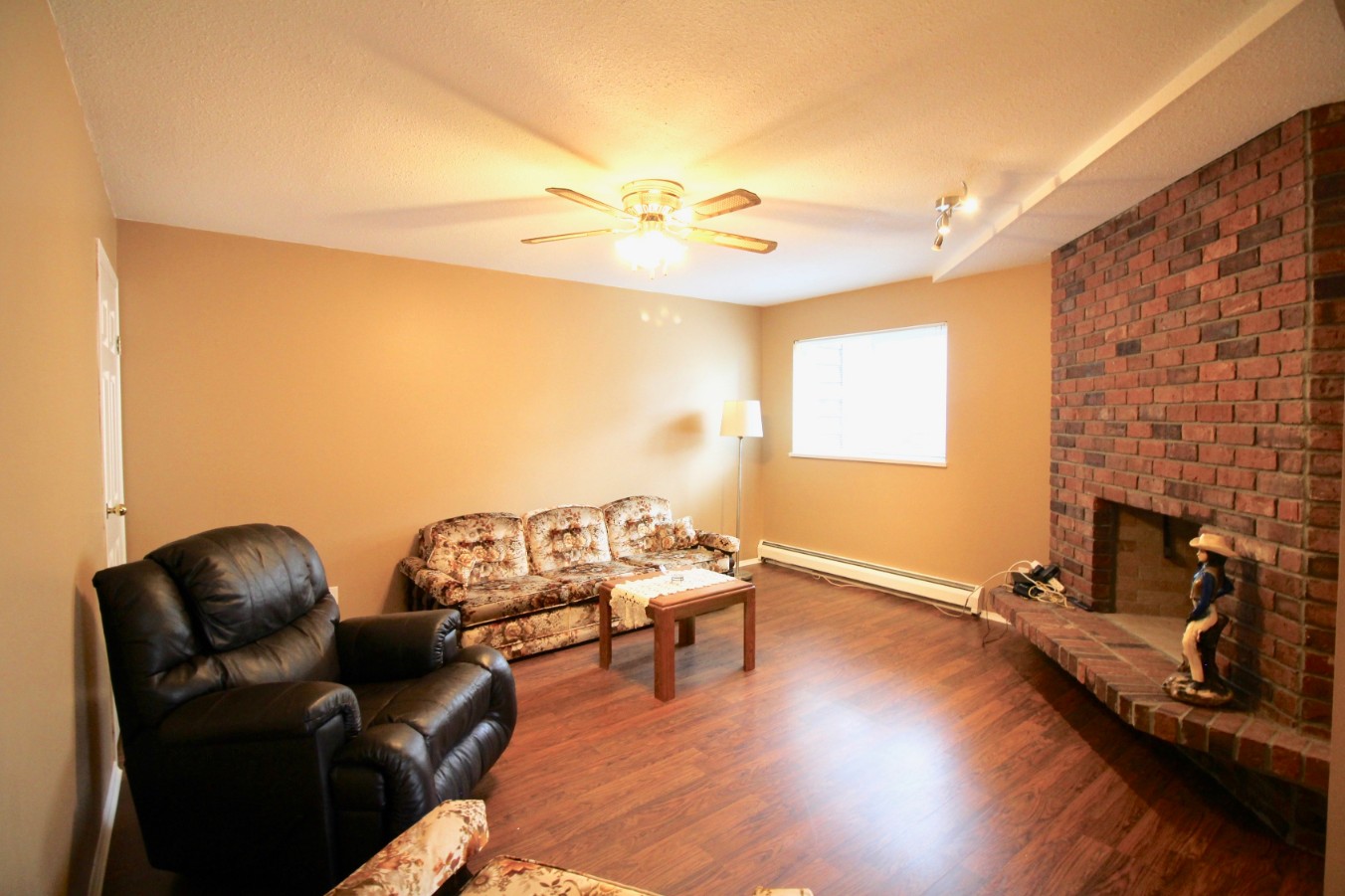 1025 Ridley Drive, Burnaby 17