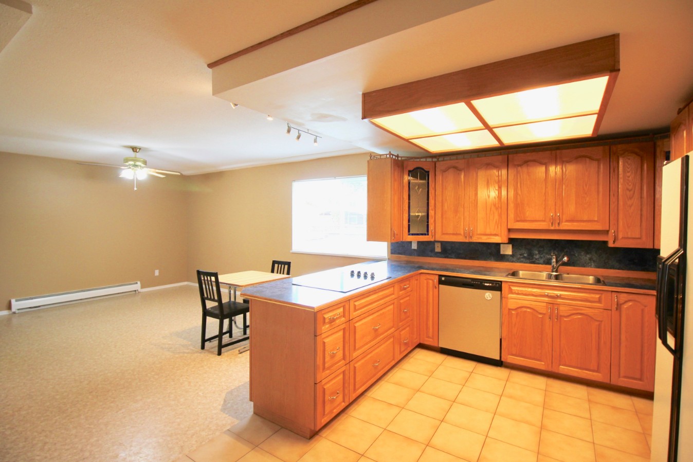 1025 Ridley Drive, Burnaby 18