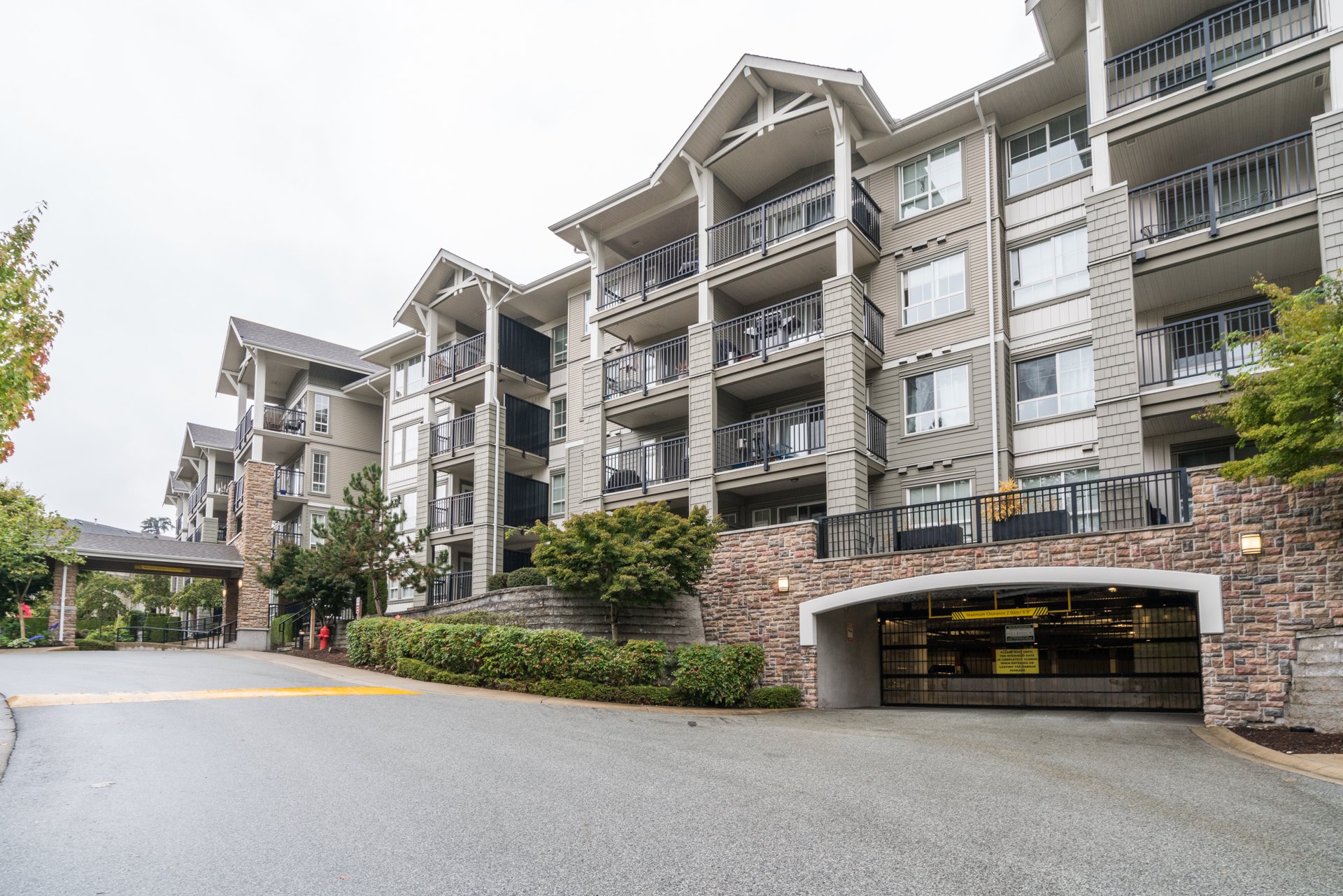 Sandlewood | 9233 Government Street 2