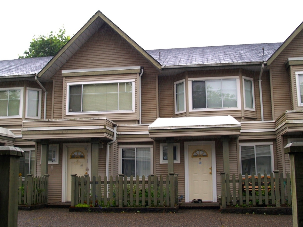 Saturna | 5983 Frances Street