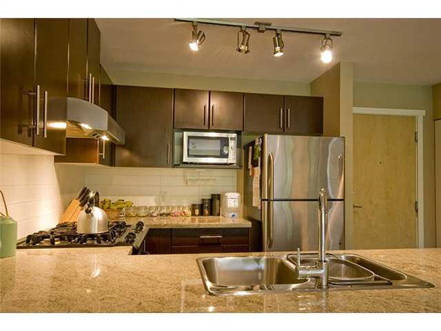 219 700 Klahanie Drive, Port Moody 4