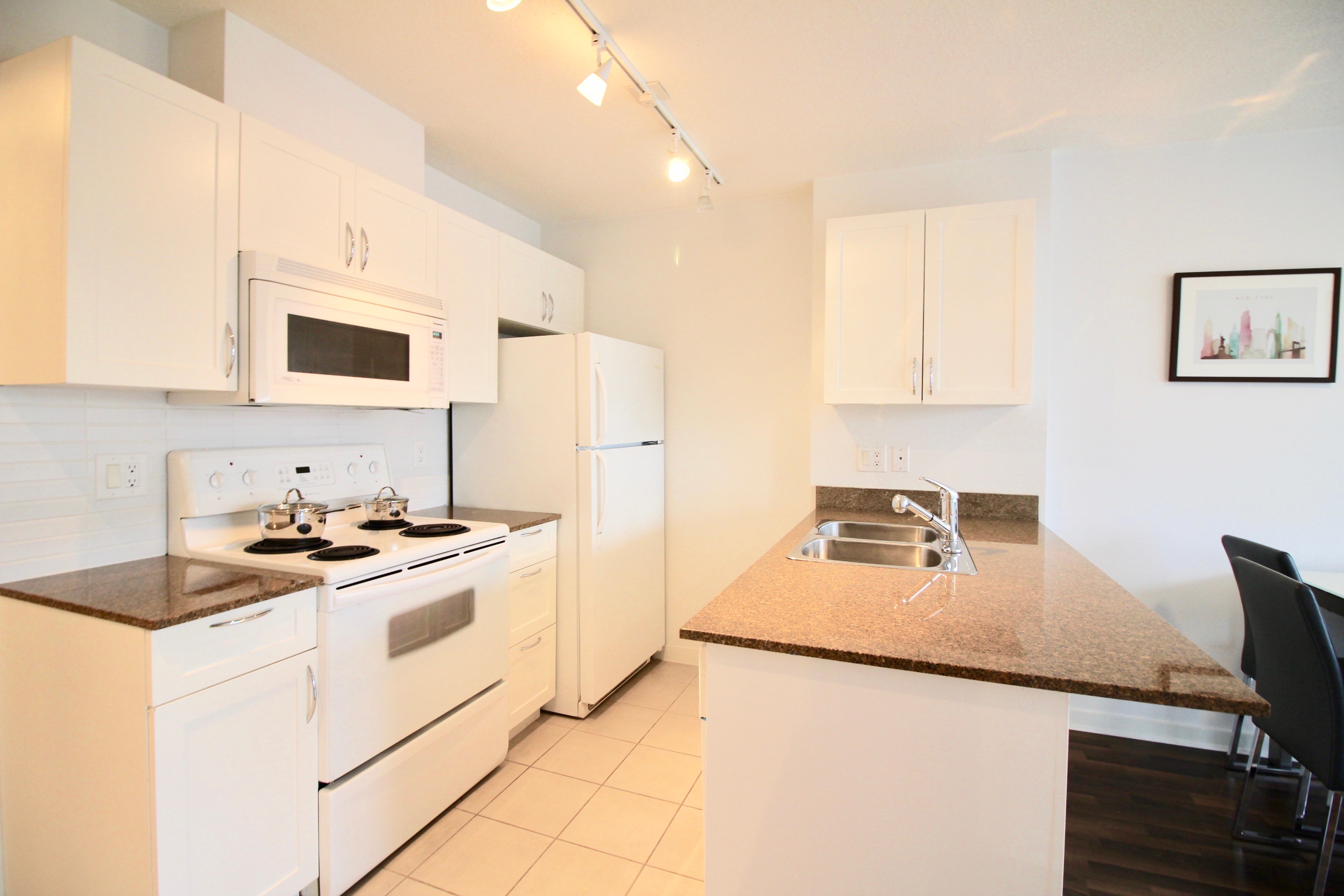 1916-938 Smithe Street, Vancouver 8