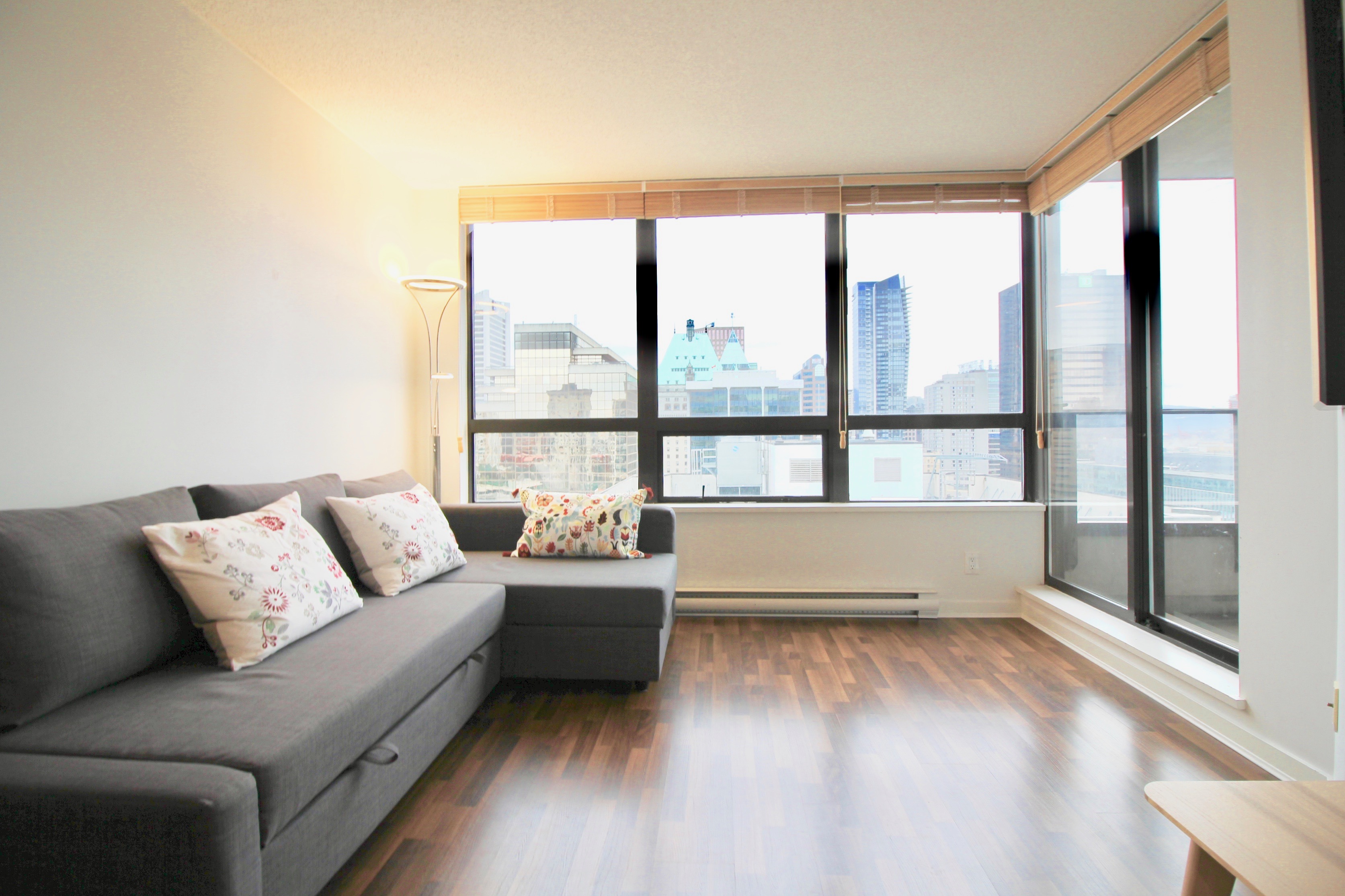 1916-938 Smithe Street, Vancouver