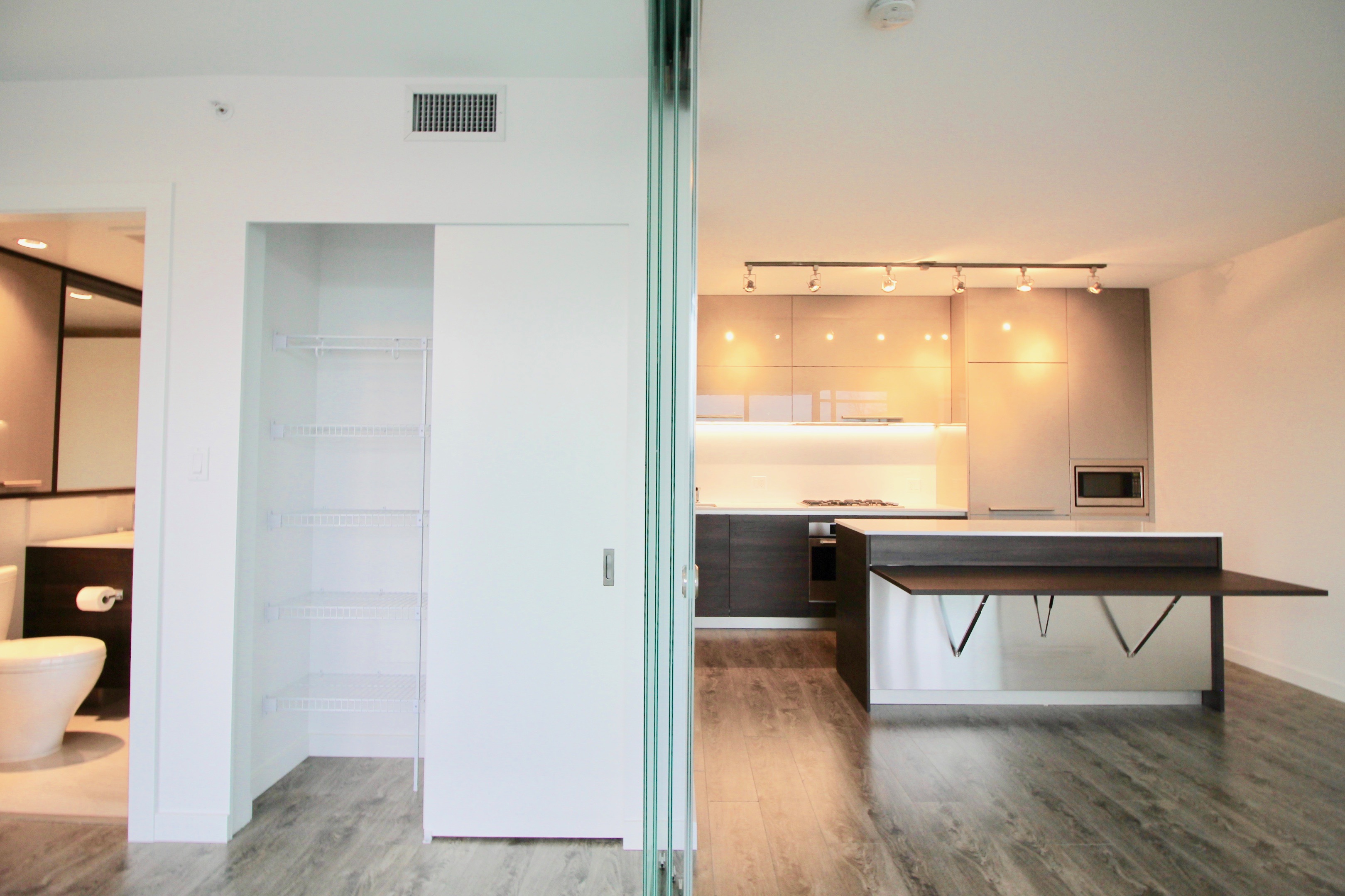 505 2378 ALPHA AVENUE, Burnaby North 9