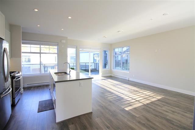 2 5118 SAVILE ROW, Burnaby 3