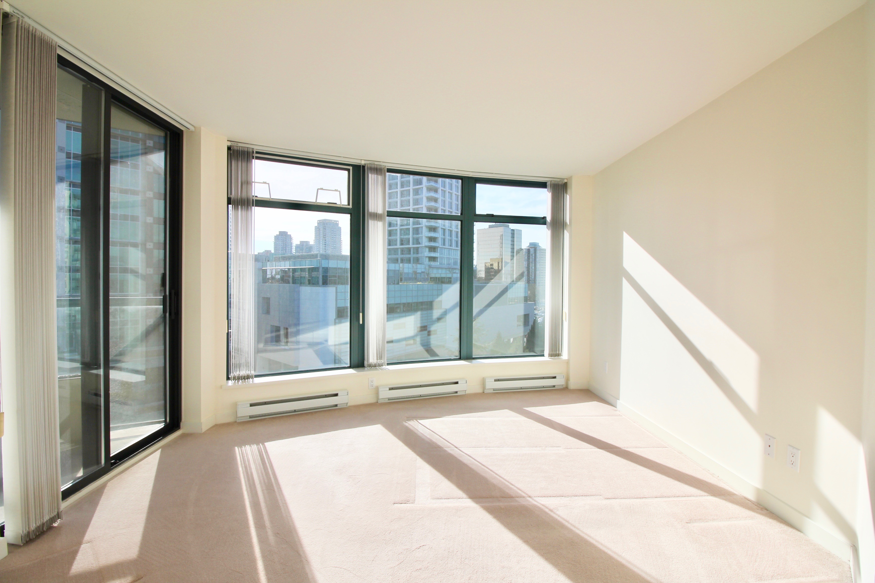 1002 4567 HAZEL STREET, BURNABY 8