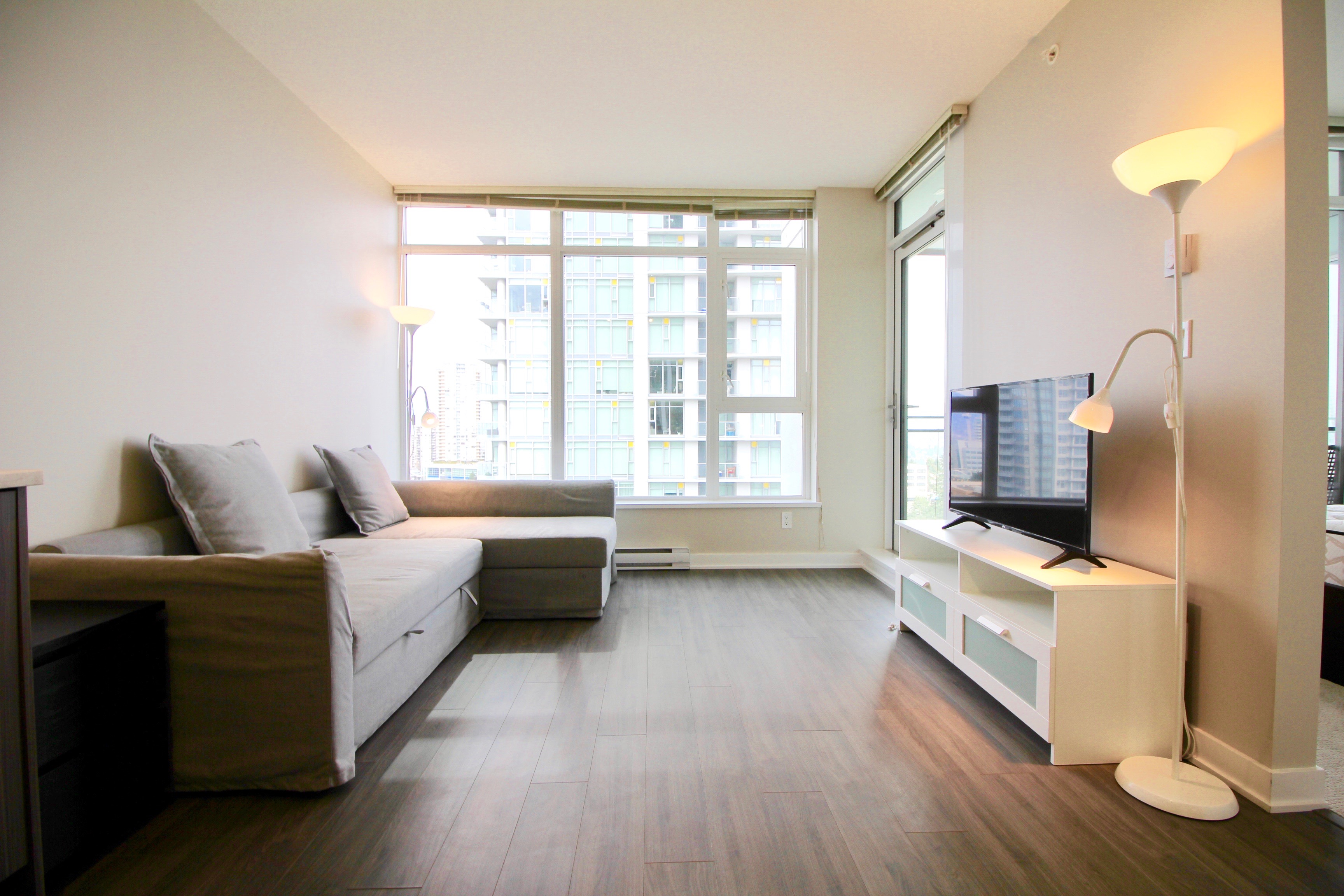 1705 4900 LENNOX LANE, BURNABY 2