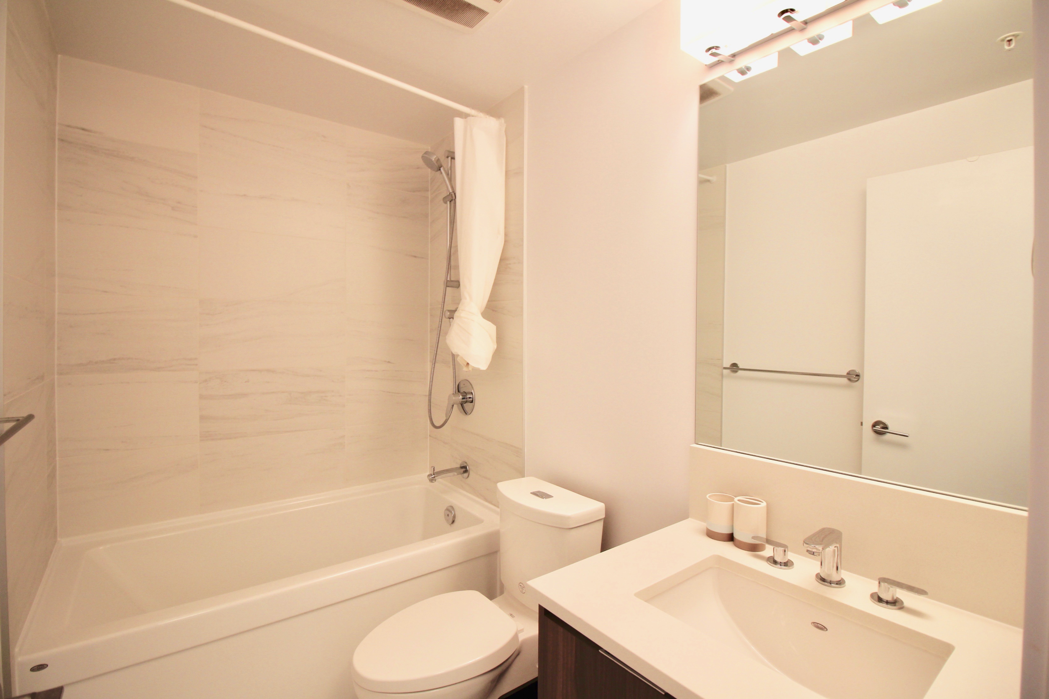 1705 4900 LENNOX LANE, BURNABY 11