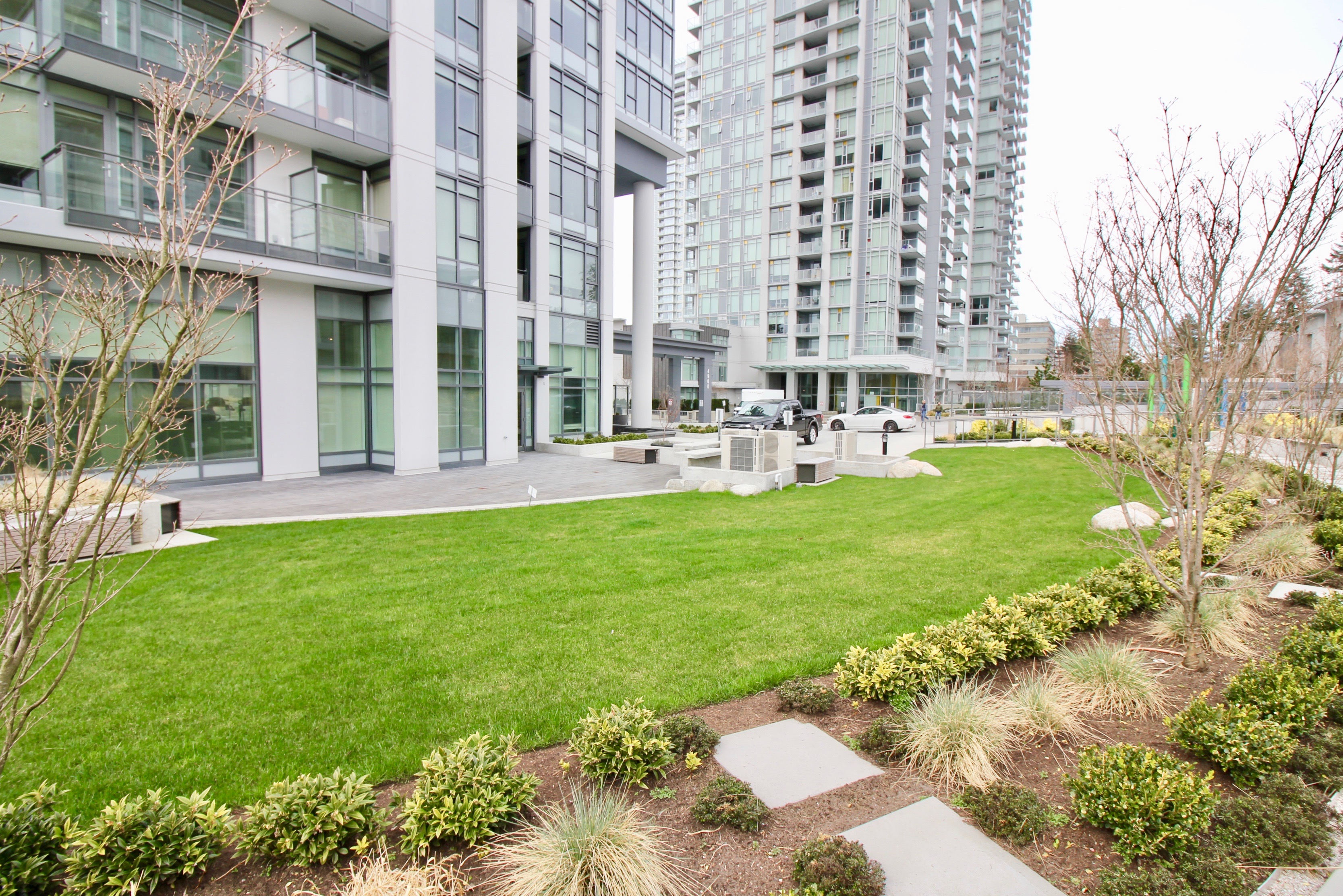 1705 4900 LENNOX LANE, BURNABY 19