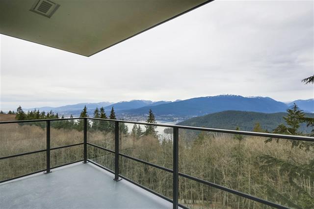 503 8850 UNIVERSITY CRESCENT, BURNABY 18