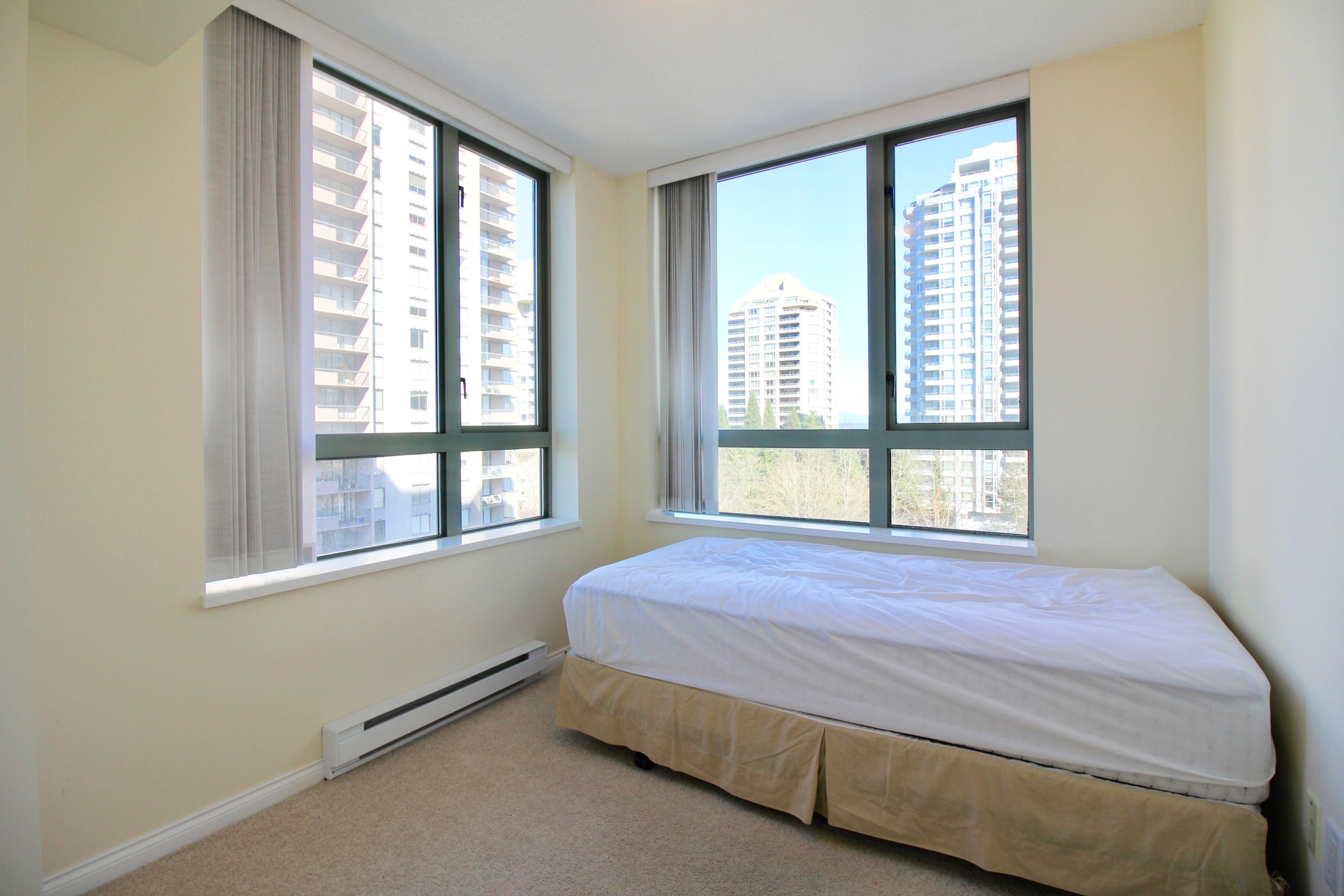 502 4788 HAZEL STREET, BURNABY 14