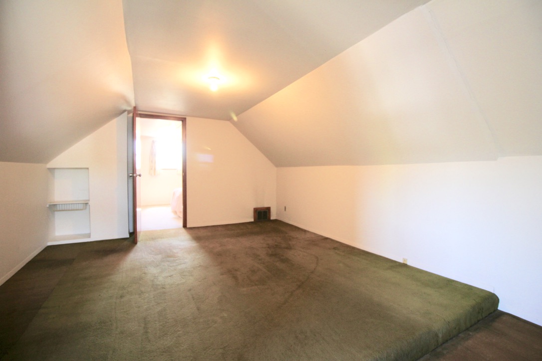 4161 PANDORA STREET, BURNABY NORTH 12