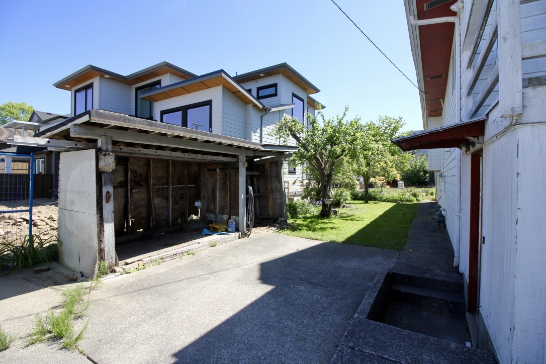 4161 PANDORA STREET, BURNABY NORTH 17