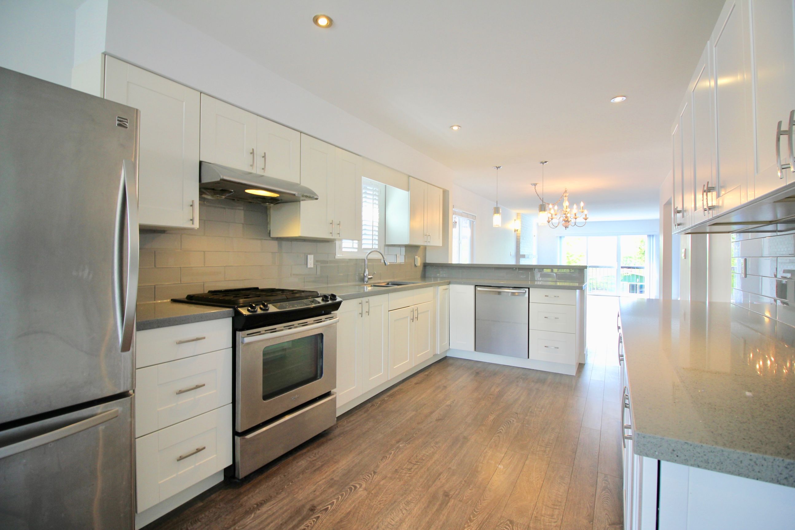 2731 E 8TH AVENUE, VANCOUVER 10