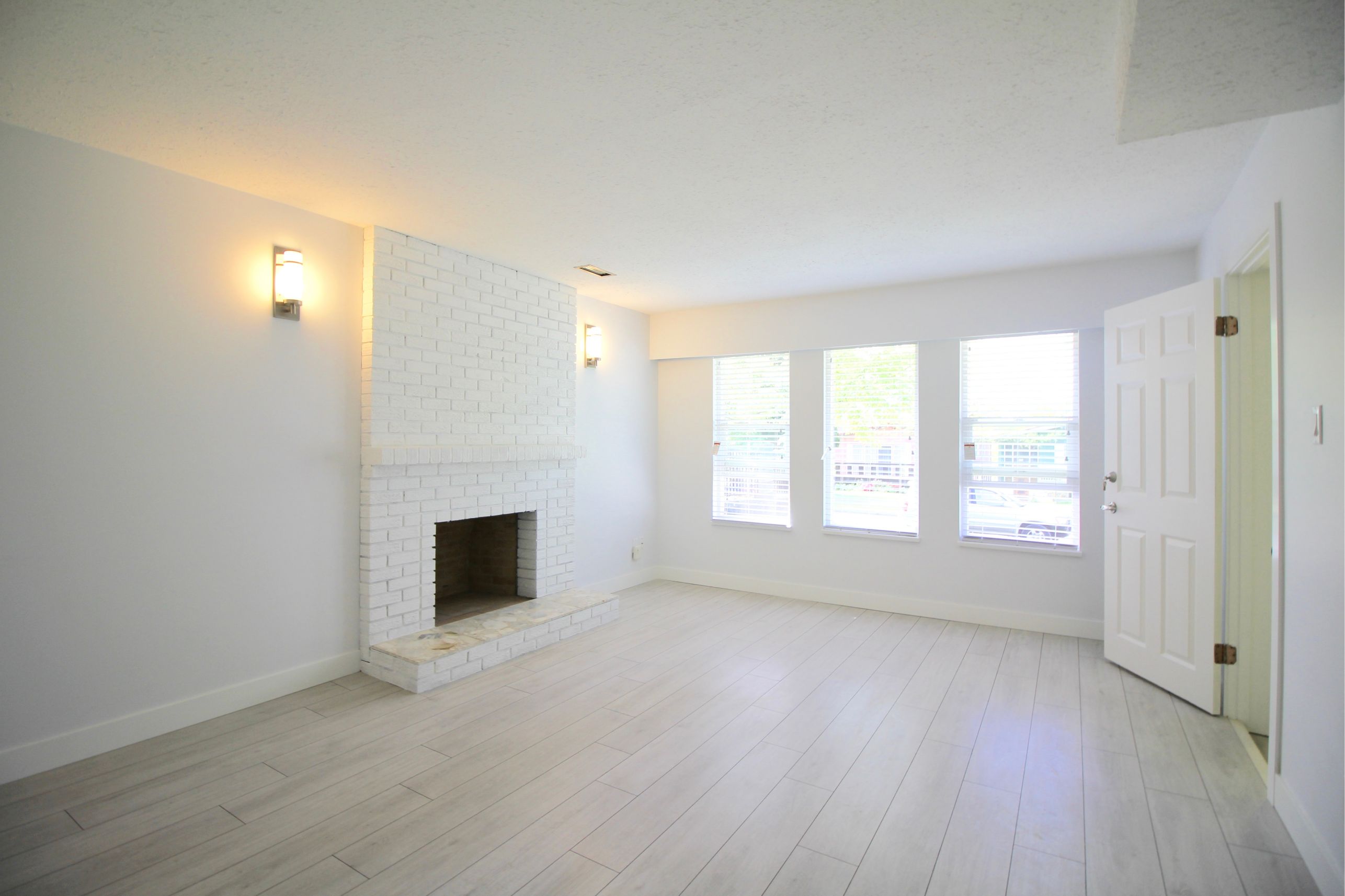 2731 E 8TH AVENUE, VANCOUVER 17