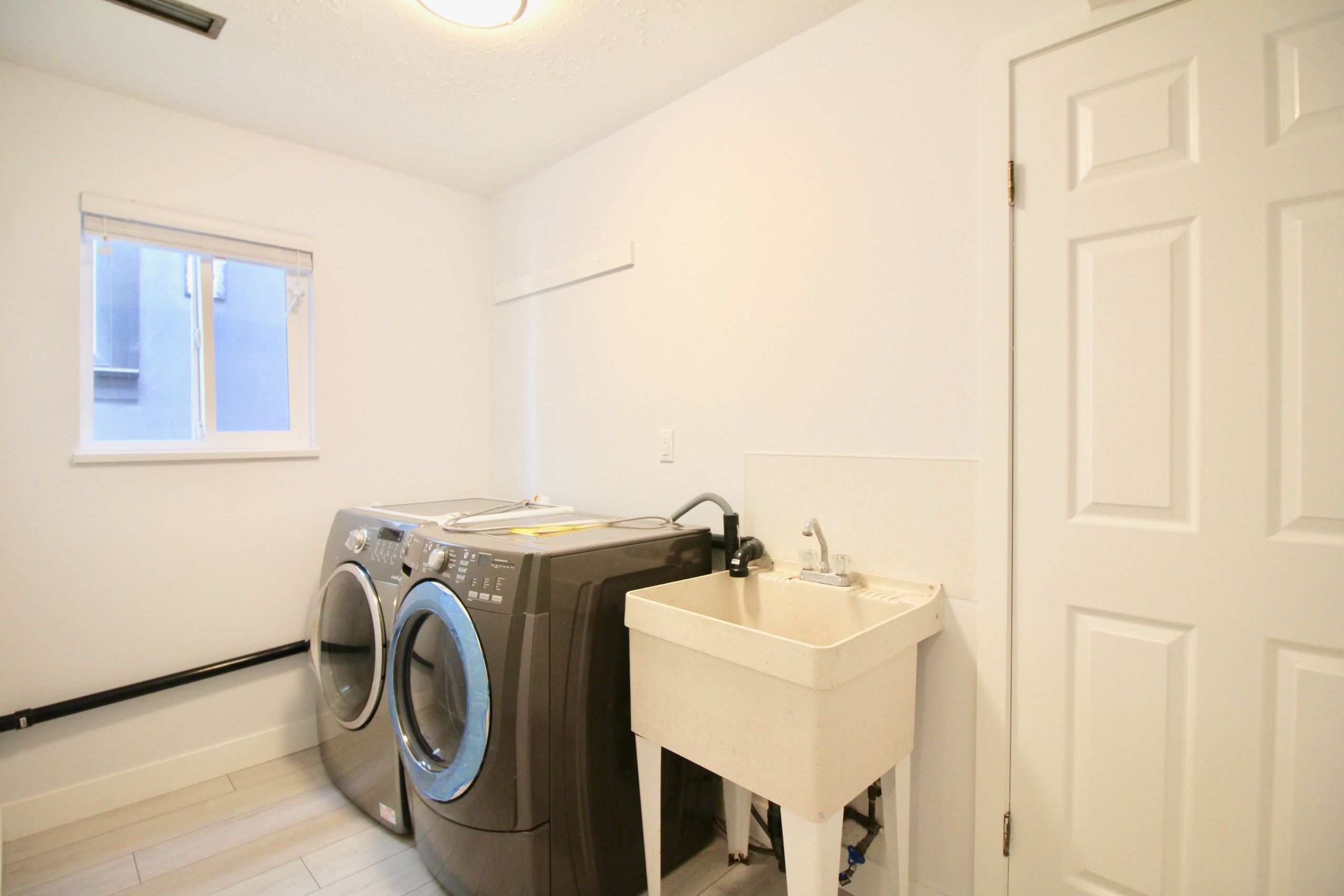 2731 E 8TH AVENUE, VANCOUVER 19